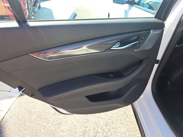 2024 Cadillac CT5 V photo 32