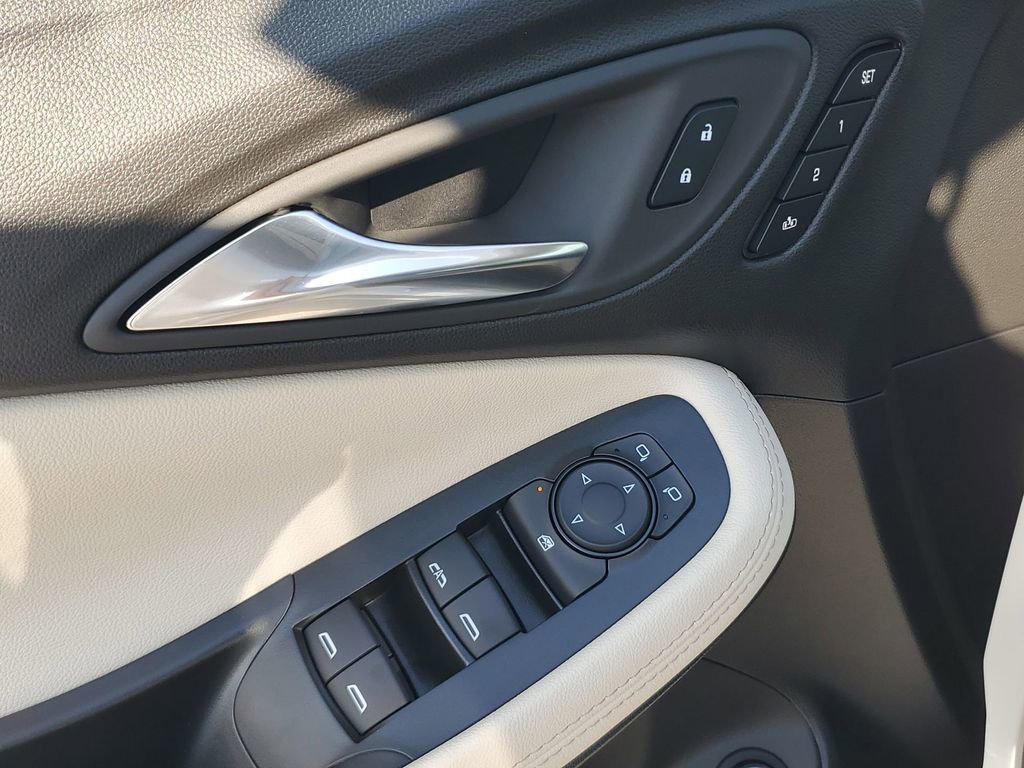 2026 Buick Encore GX Avenir photo 37