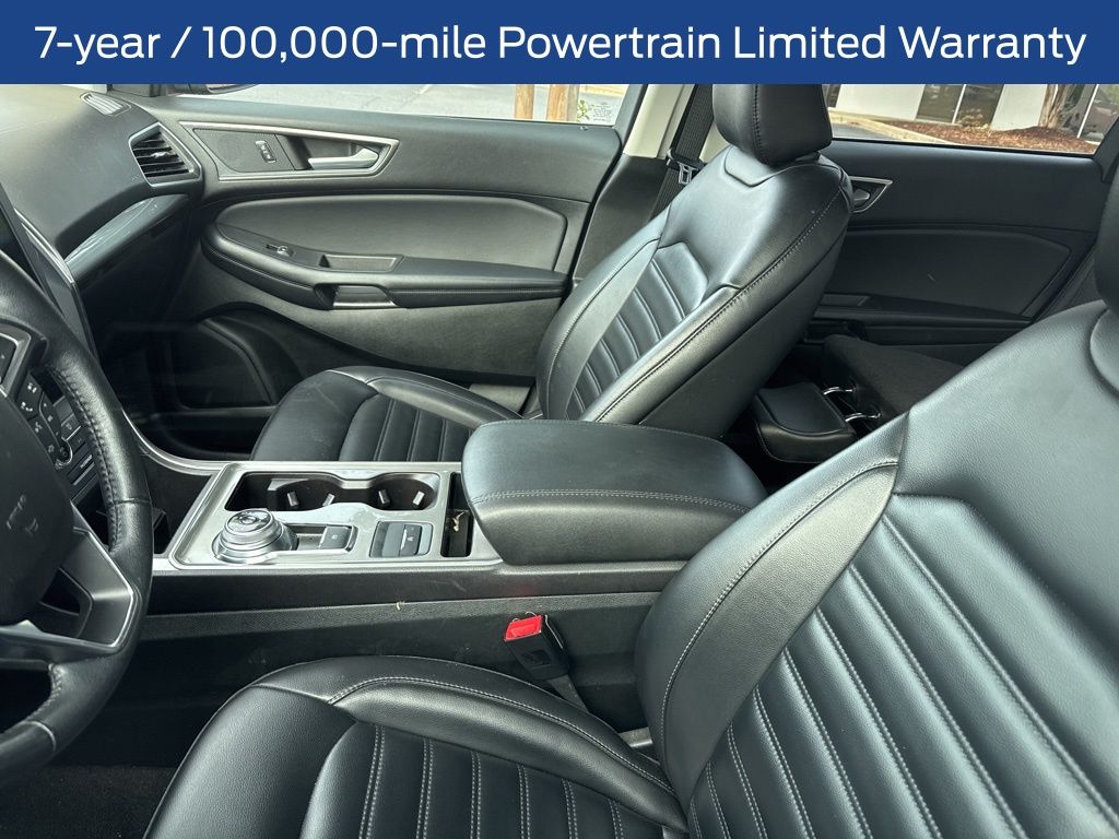2023 Ford Edge SEL photo 2