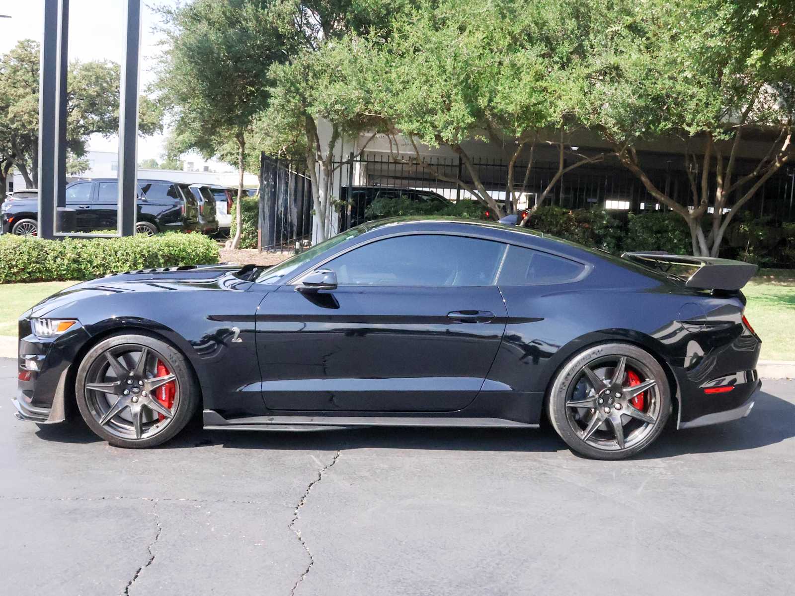 2022 Ford Mustang Shelby GT500 photo 3
