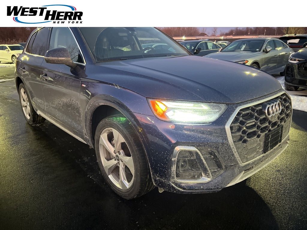 2023 Audi Q5 Premium Plus's photo