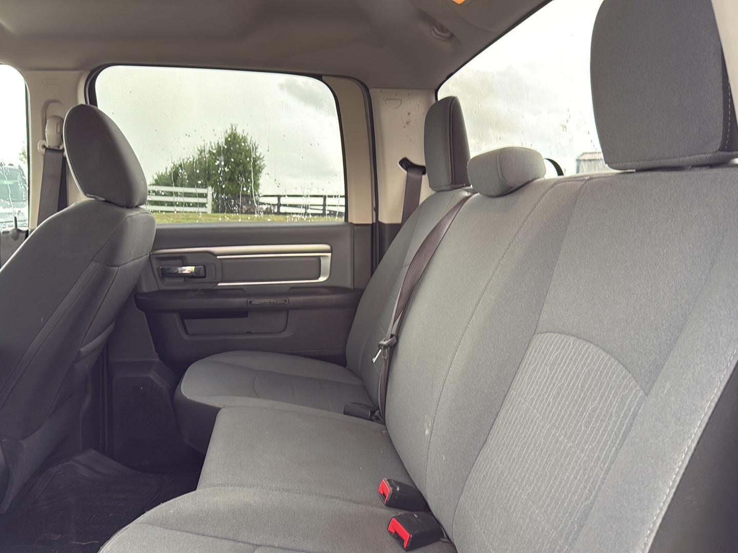 2021 Ram 1500 Classic SLT photo 8