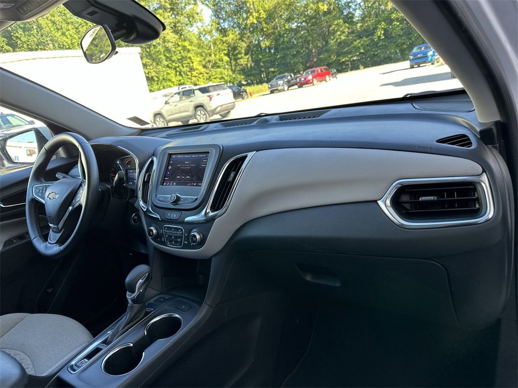 2024 Chevrolet Equinox LT photo 25