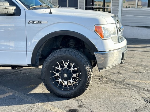 2013 Ford F-150 XLT photo 4