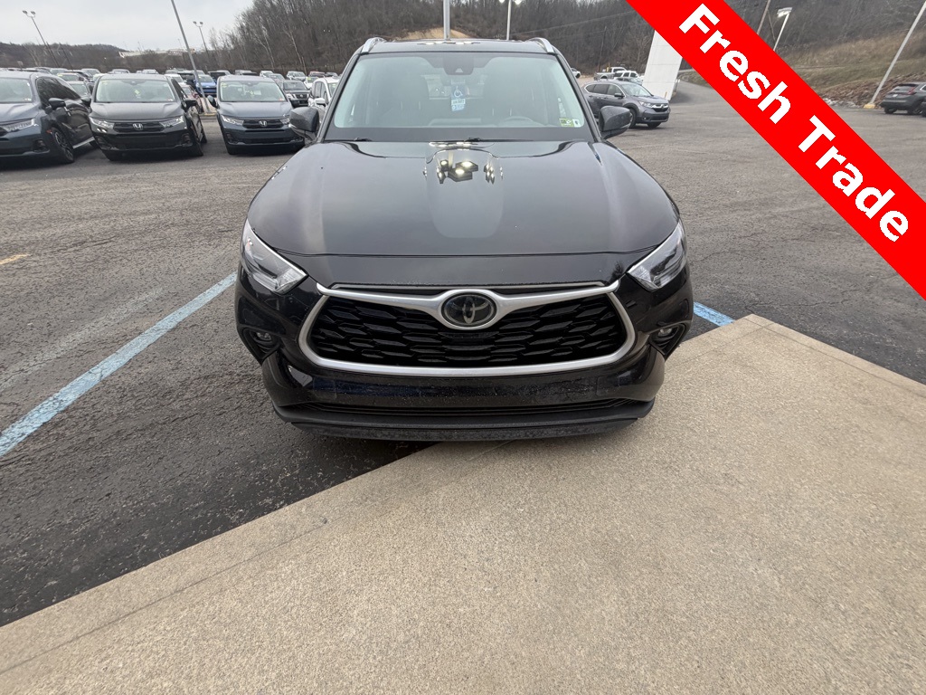 2021 Toyota Highlander XLE's photo