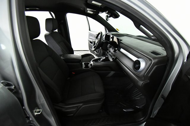 2024 Chevrolet Colorado LT photo 19
