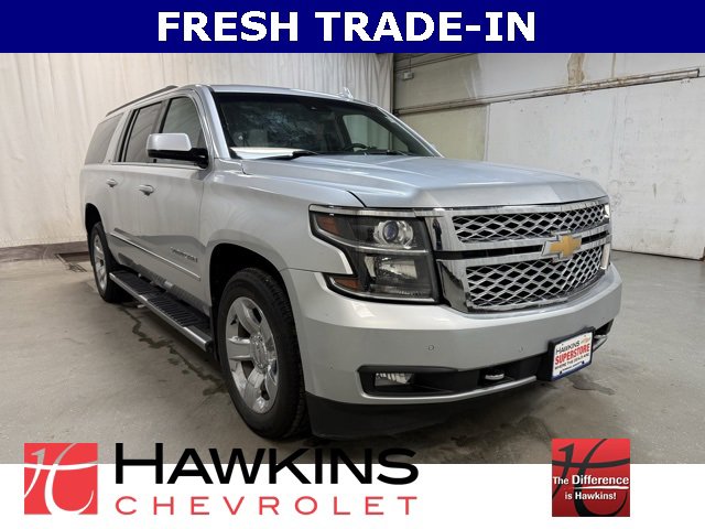 2017 Chevrolet Suburban LT's photo