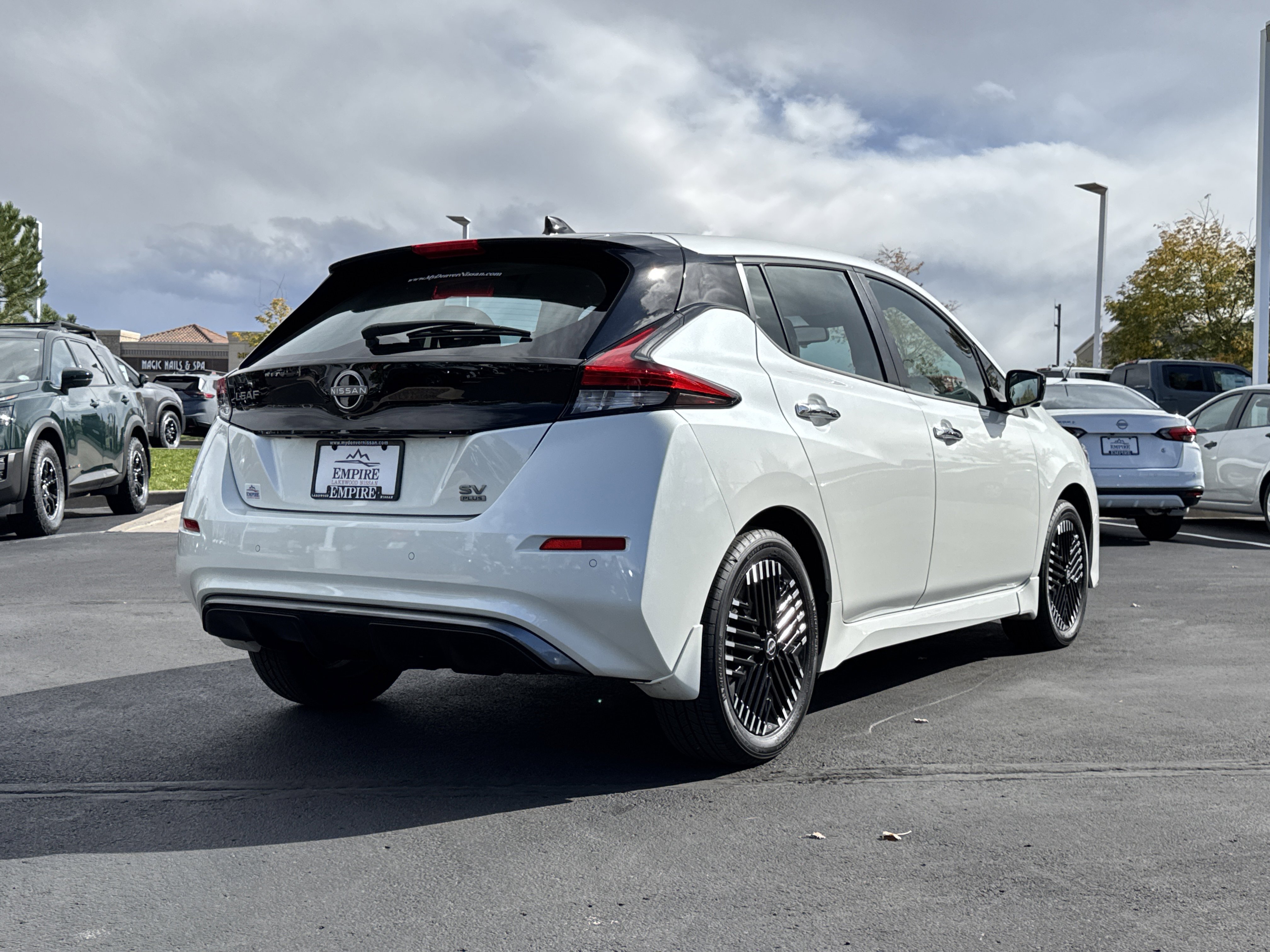2025 Nissan Leaf SV Plus photo 2