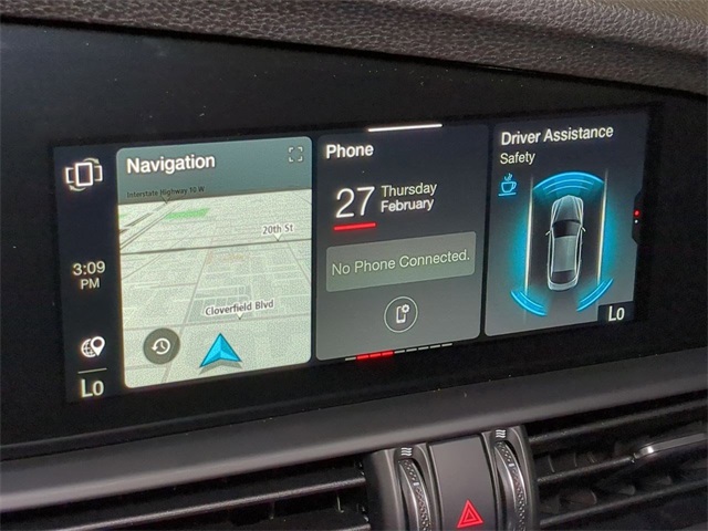 2025 Alfa Romeo Giulia Base photo 18