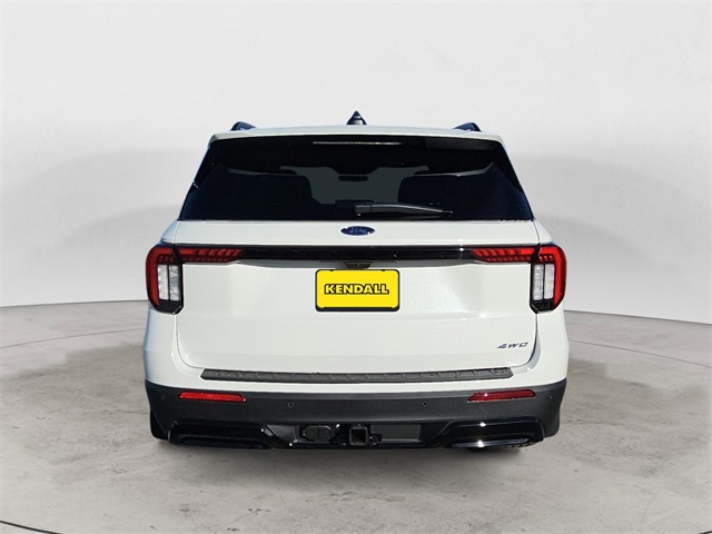 2025 Ford Explorer ST-Line photo 4