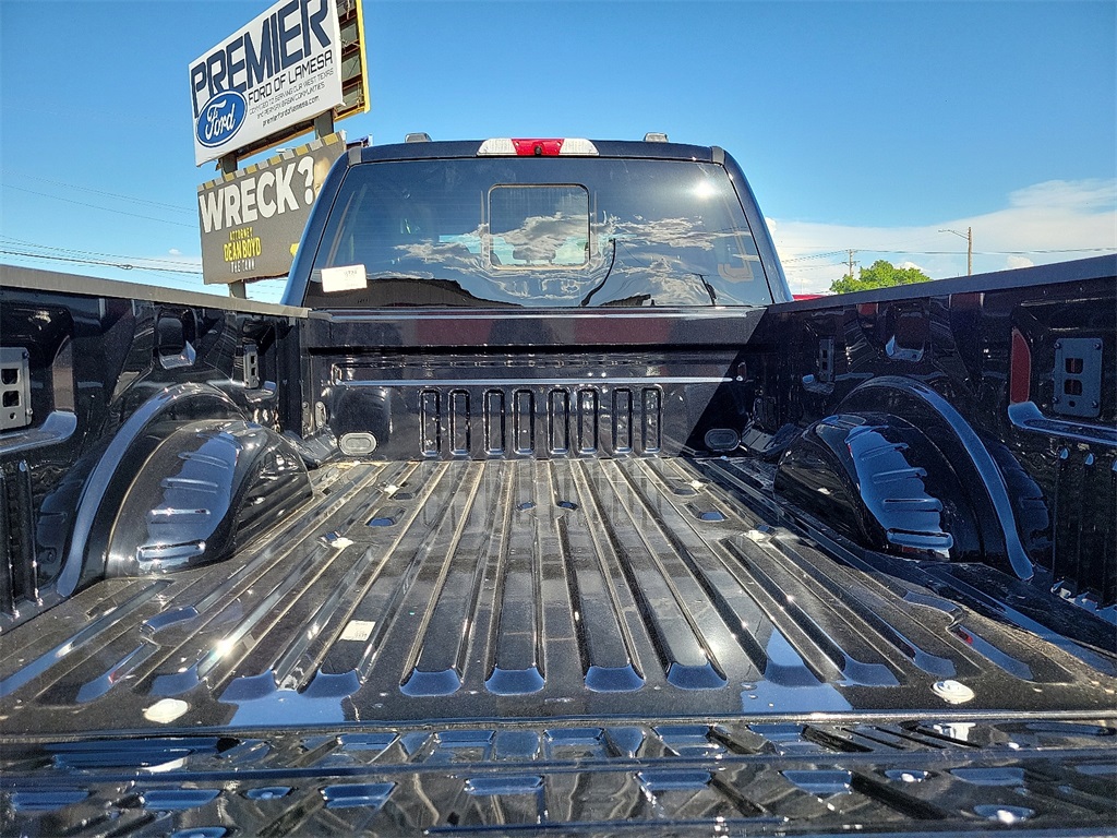 2025 Ford F-250 photo 14
