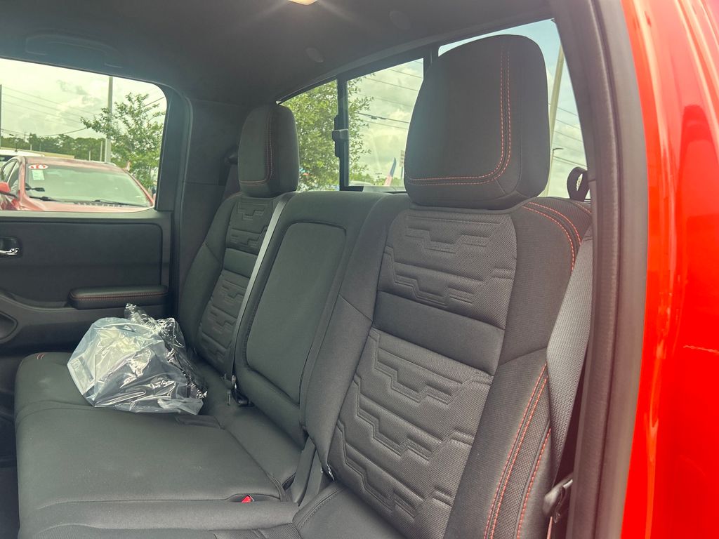 2025 Nissan Frontier PRO-4X photo 20