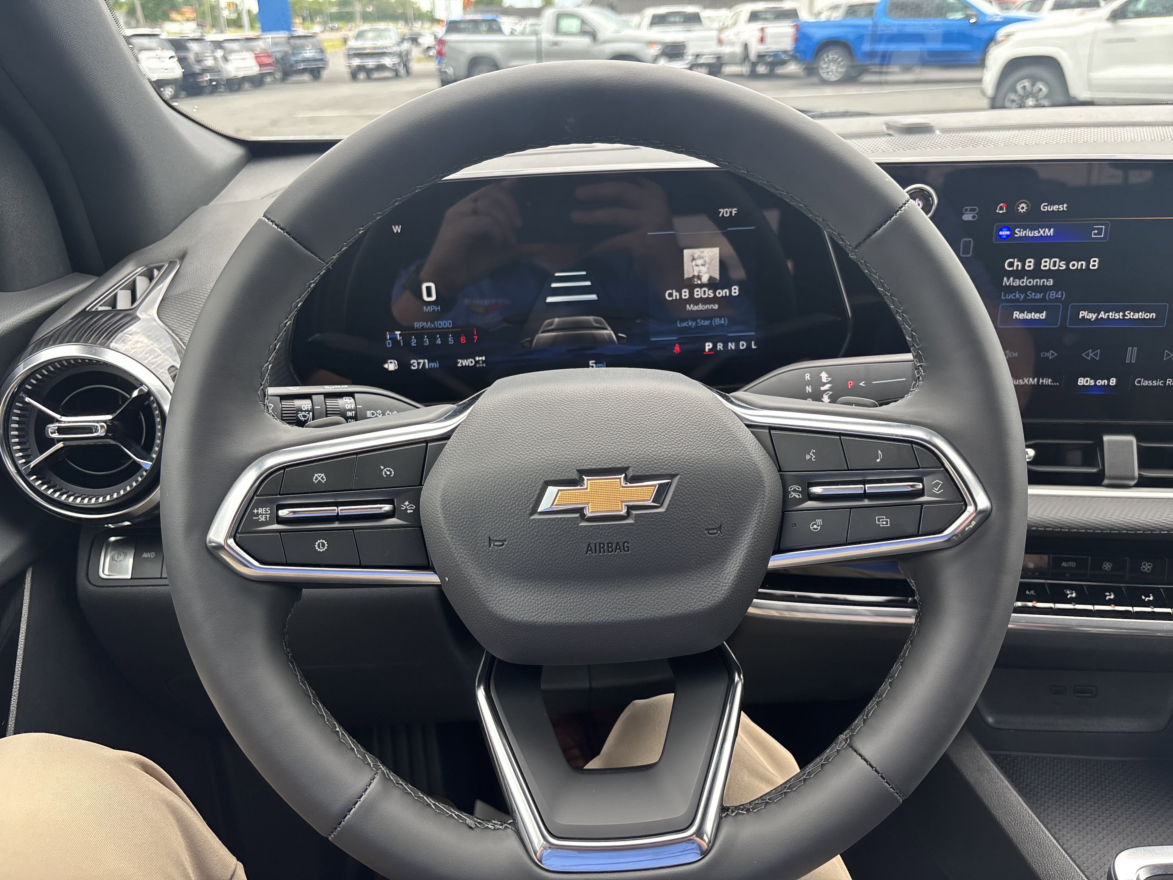 2026 Chevrolet Equinox LT photo 2