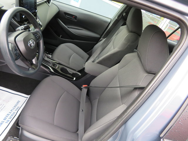 2022 Toyota Corolla LE photo 19