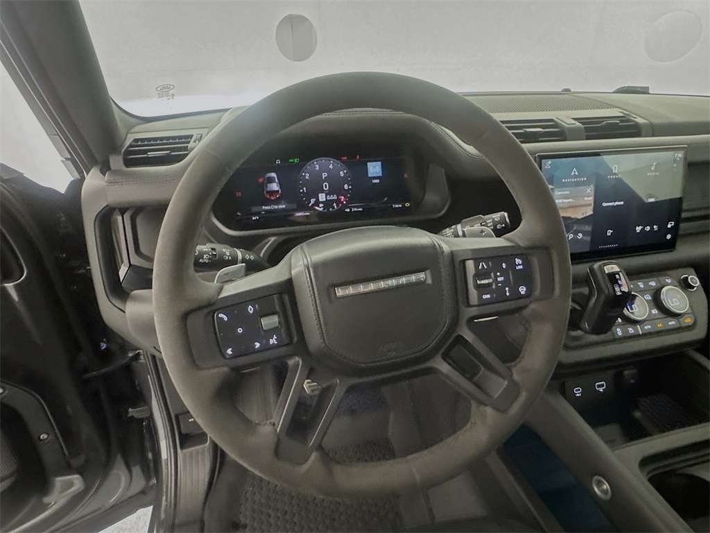 2023 Land Rover Defender 110 Carpathian Edition photo 11
