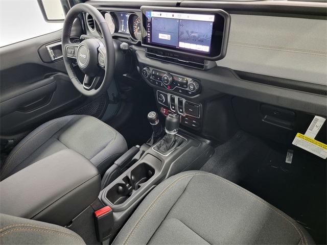 2025 Jeep Wrangler Willys photo 29