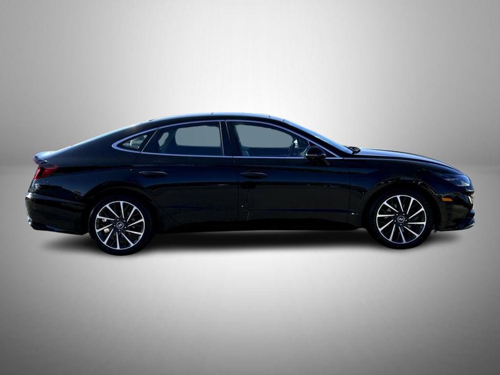 2021 Hyundai Sonata Limited photo 4