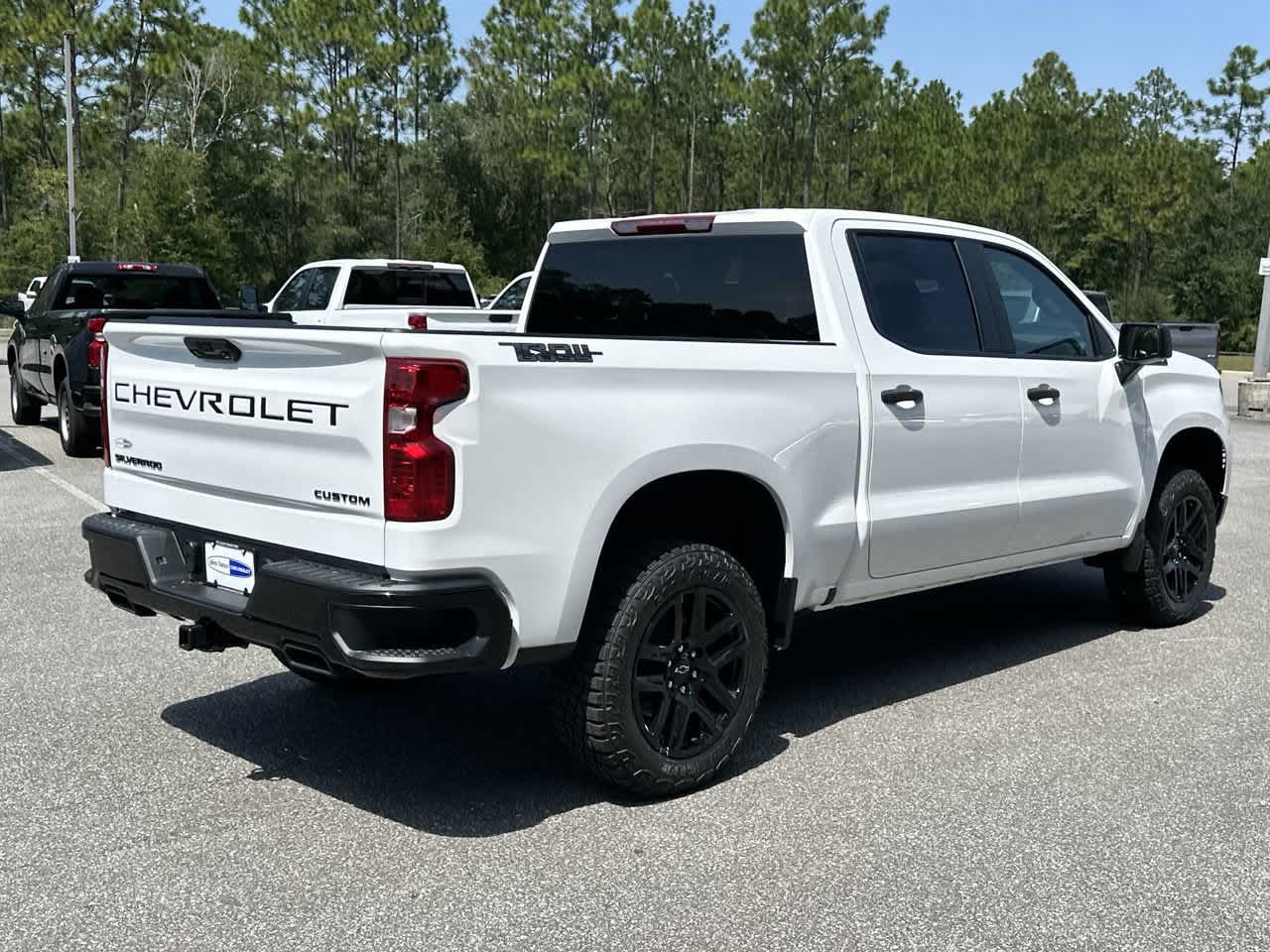 2026 Chevrolet Silverado 1500 Custom Trail Boss photo 4