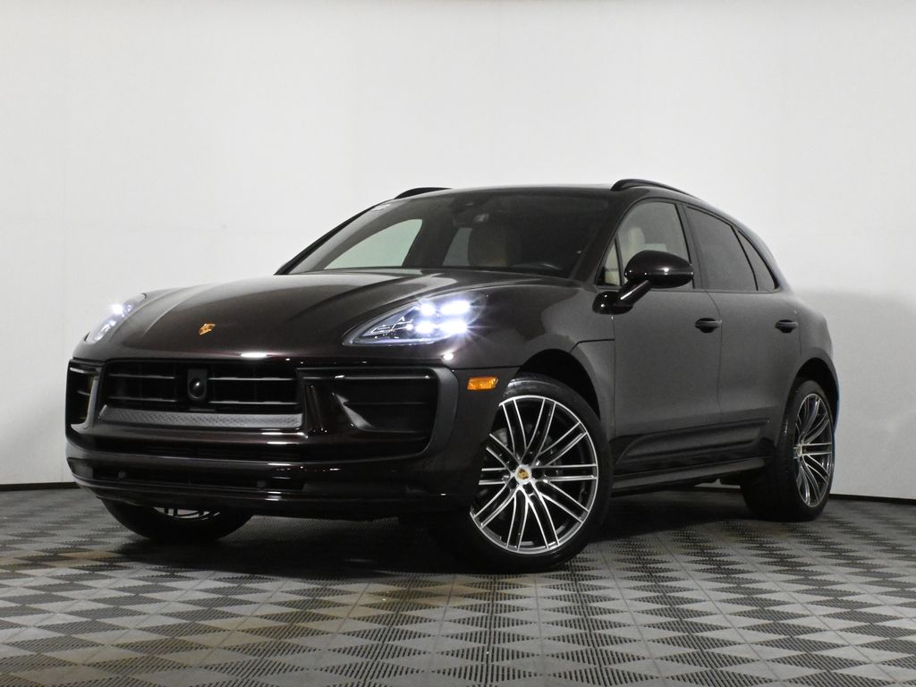 2024 Porsche Macan Base