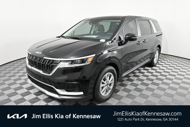 2024 Kia Carnival LX photo 2