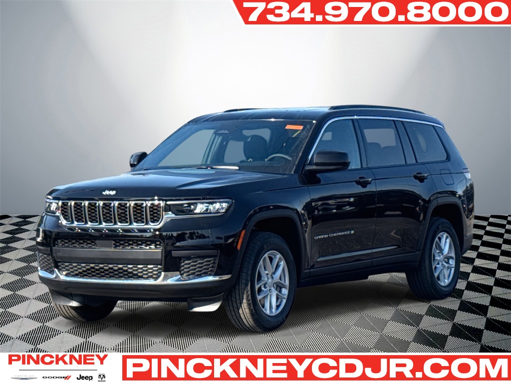 2025 Jeep Grand Cherokee L Laredo's photo