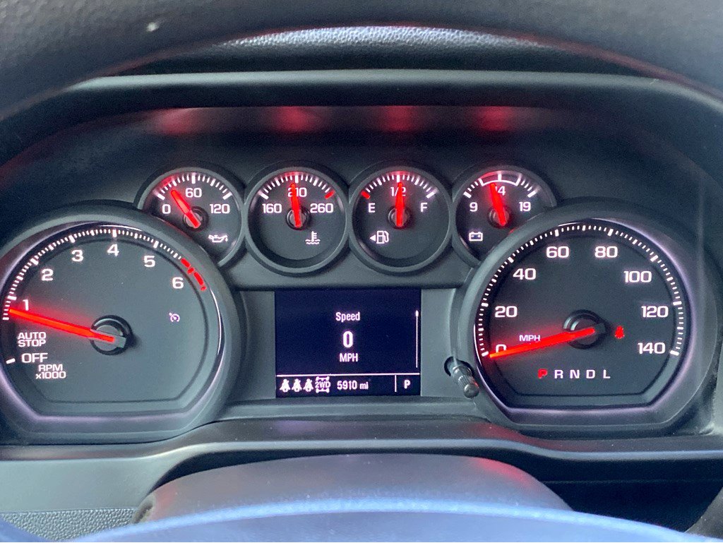 2025 Chevrolet Silverado 1500 Custom photo 5