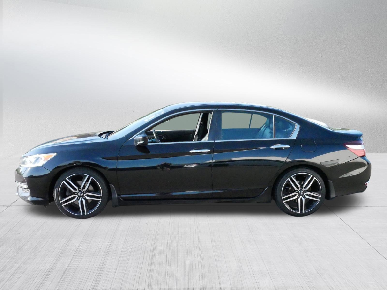 2017 Honda Accord Sport SE photo 4