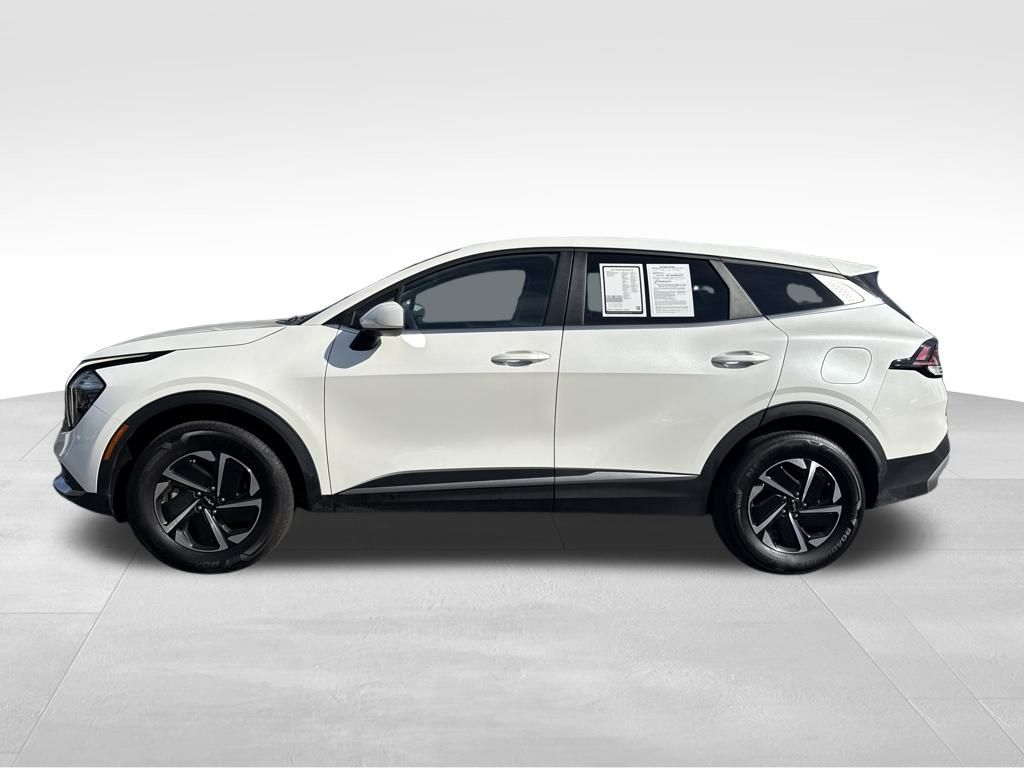2023 Kia Sportage Hybrid LX photo 3