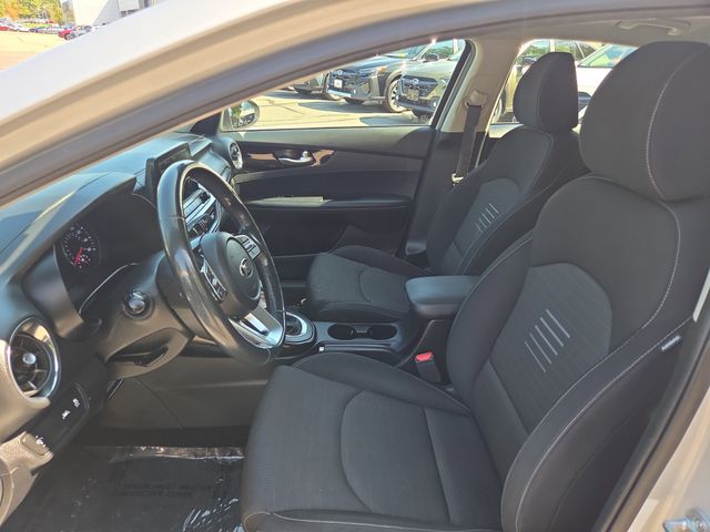2019 Kia Forte S photo 23