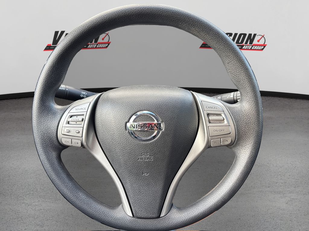 2016 Nissan Rogue SV photo 24