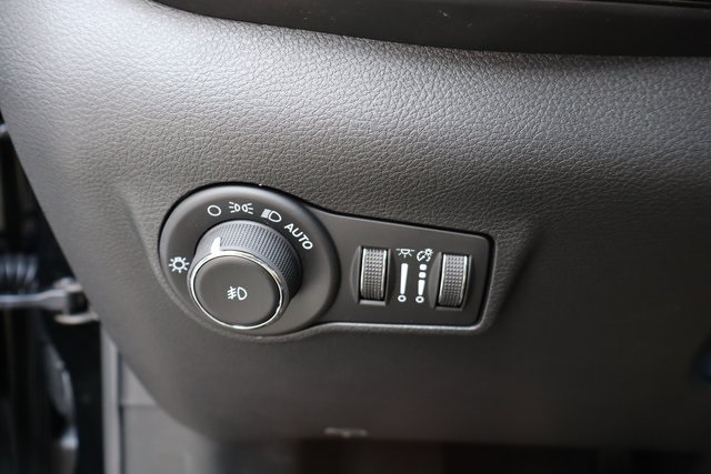 2025 Jeep Compass Altitude photo 10