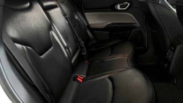 Used 2023 WHITE Jeep Limited image 27