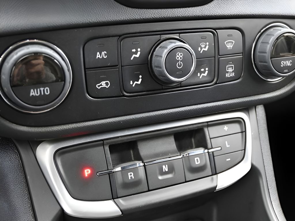 2023 Gmc Terrain SLT photo 15