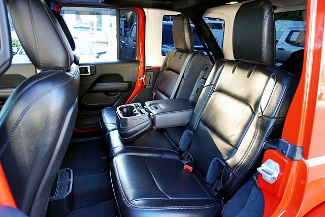 Certified Used 2022 Red Jeep Unlimited Rubicon 392 image 21