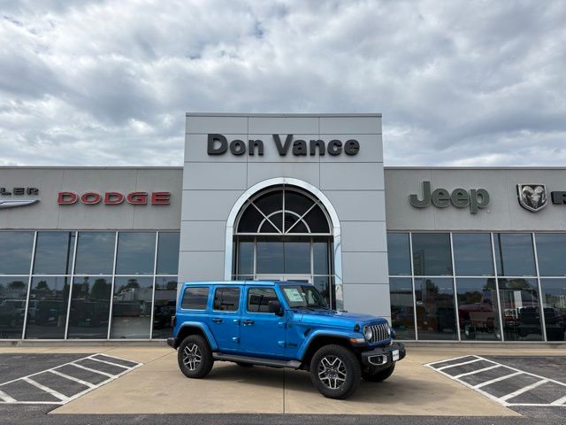 2025 Jeep Wrangler 4-Door Sahara's photo