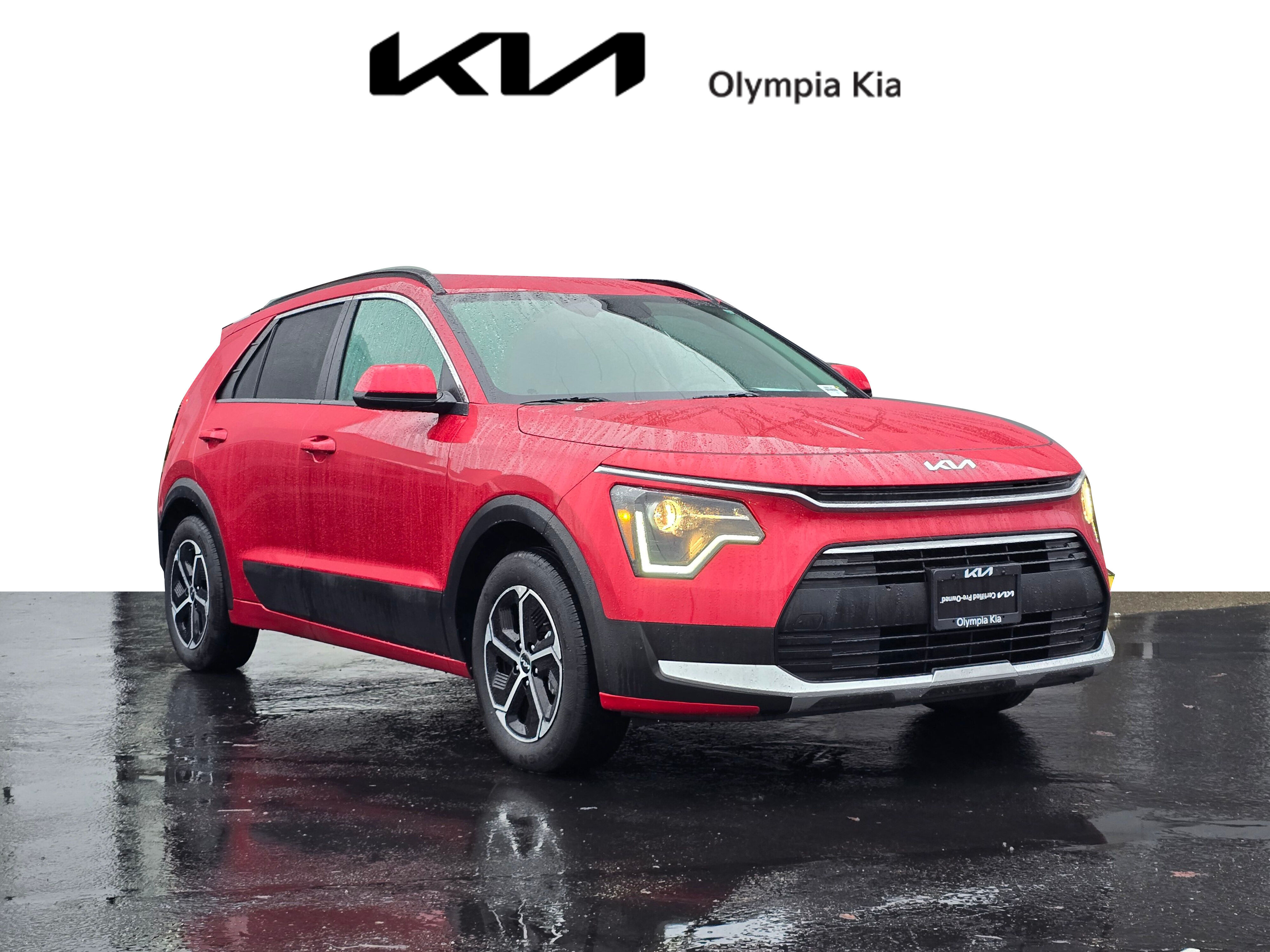 2024 Kia Niro LX's photo