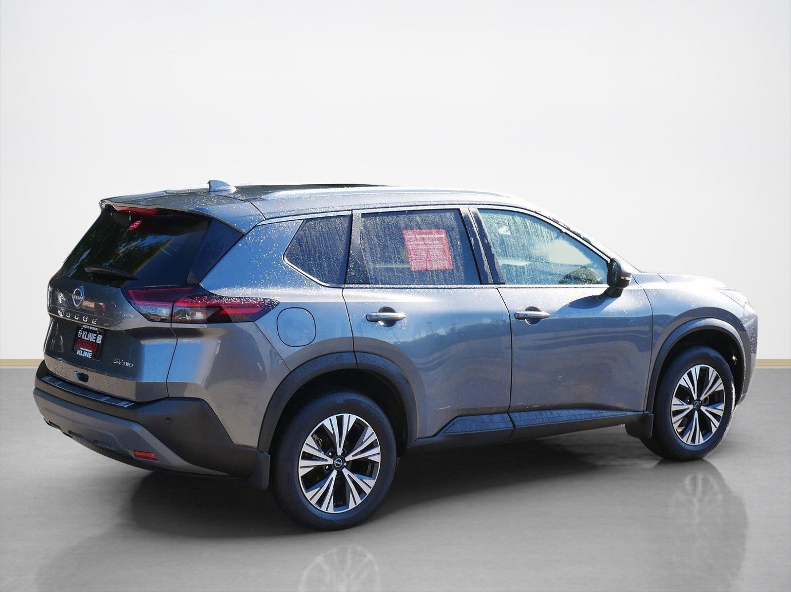 2023 Nissan Rogue SV photo 2