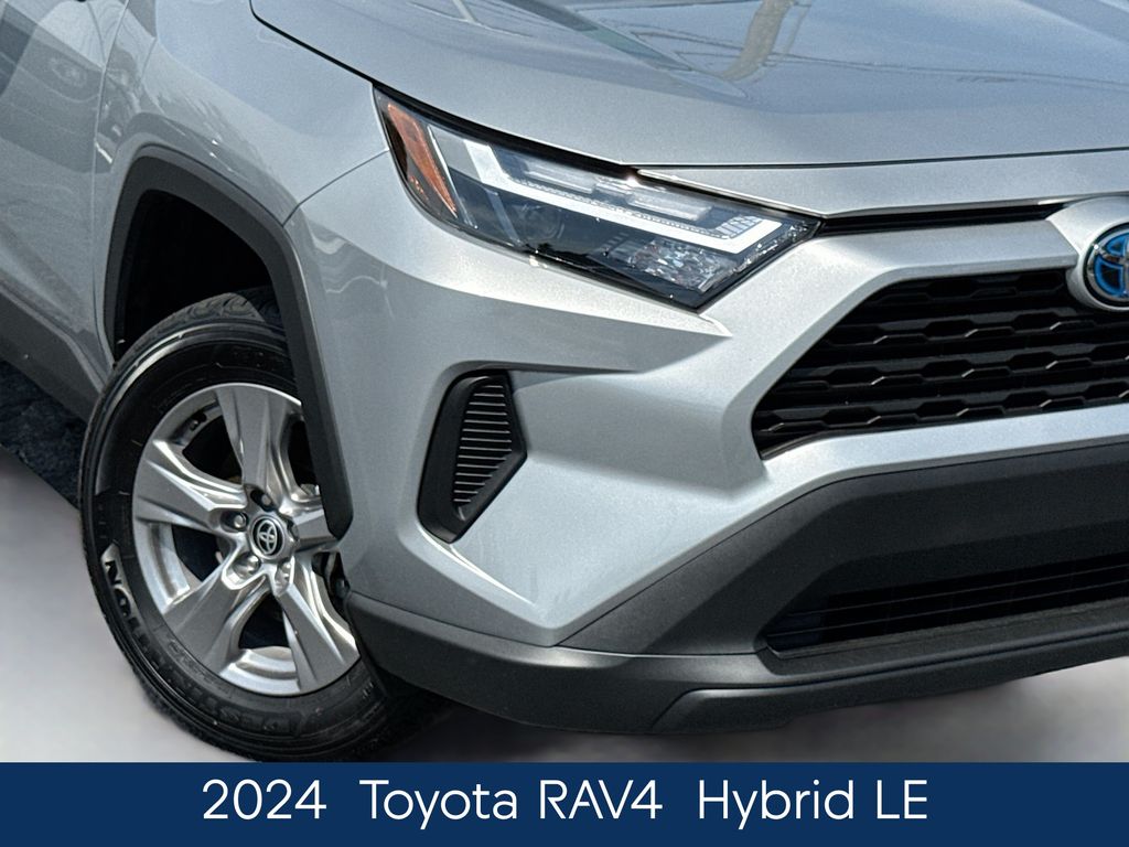2024 Toyota RAV4 Hybrid LE photo 3