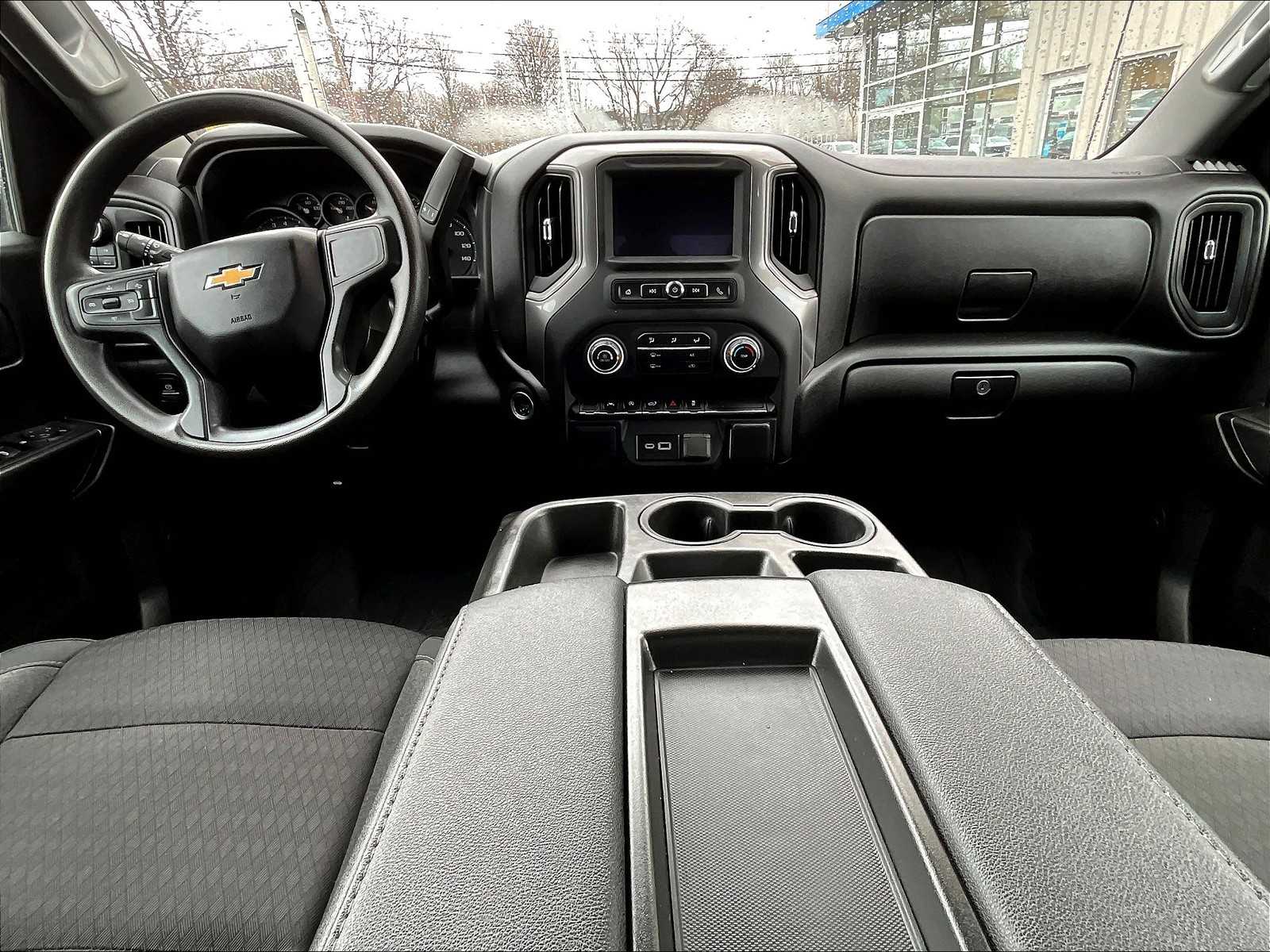 2024 Chevrolet Silverado 1500 Custom photo 21