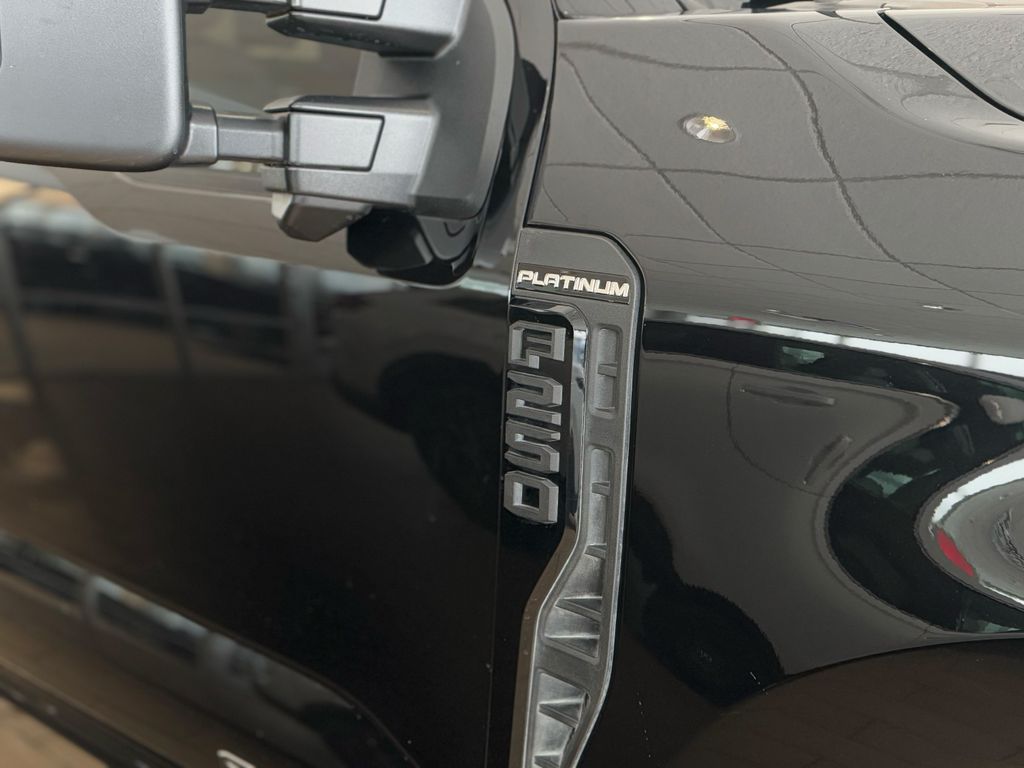 Used 2025 Ford F-250 Super Duty Platinum with VIN 1FT7W2BT7SEC59462 for sale in Coon Rapids, Minnesota