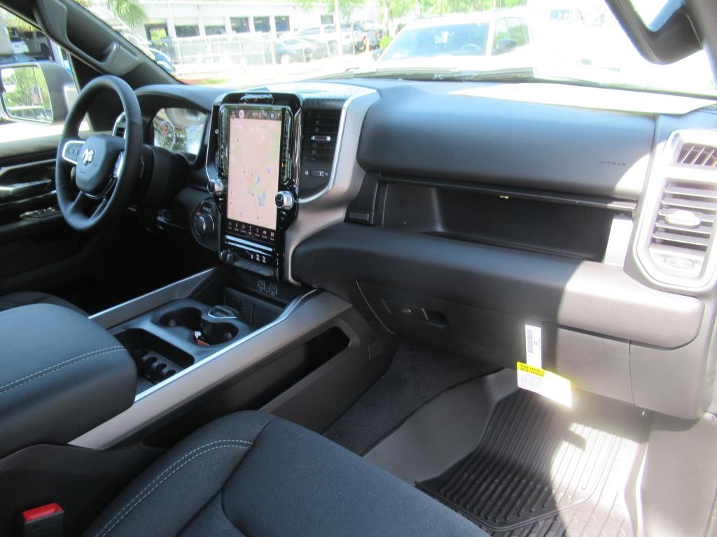 2025 Ram 1500 Big Horn Lone Star photo 12