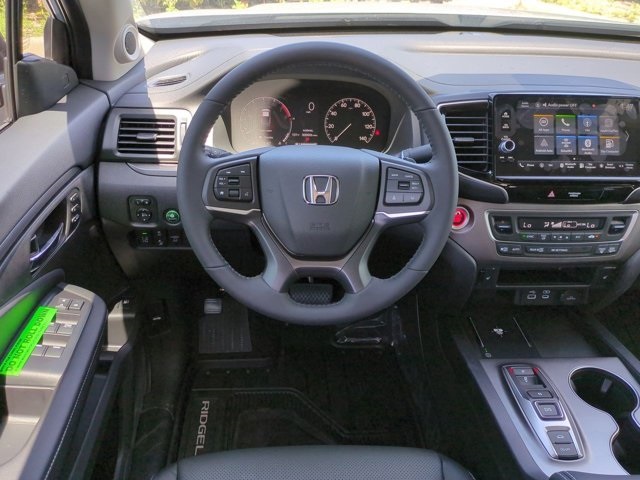 2025 Honda Ridgeline RTL photo 14