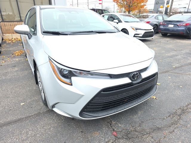 2026 Toyota Corolla LE's photo