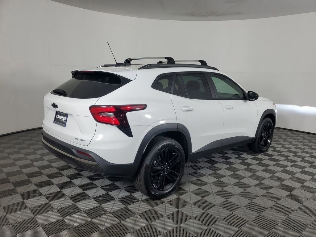 2025 Chevrolet Trax ACTIV photo 4