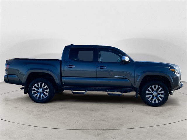 2020 Toyota Tacoma Limited photo 6