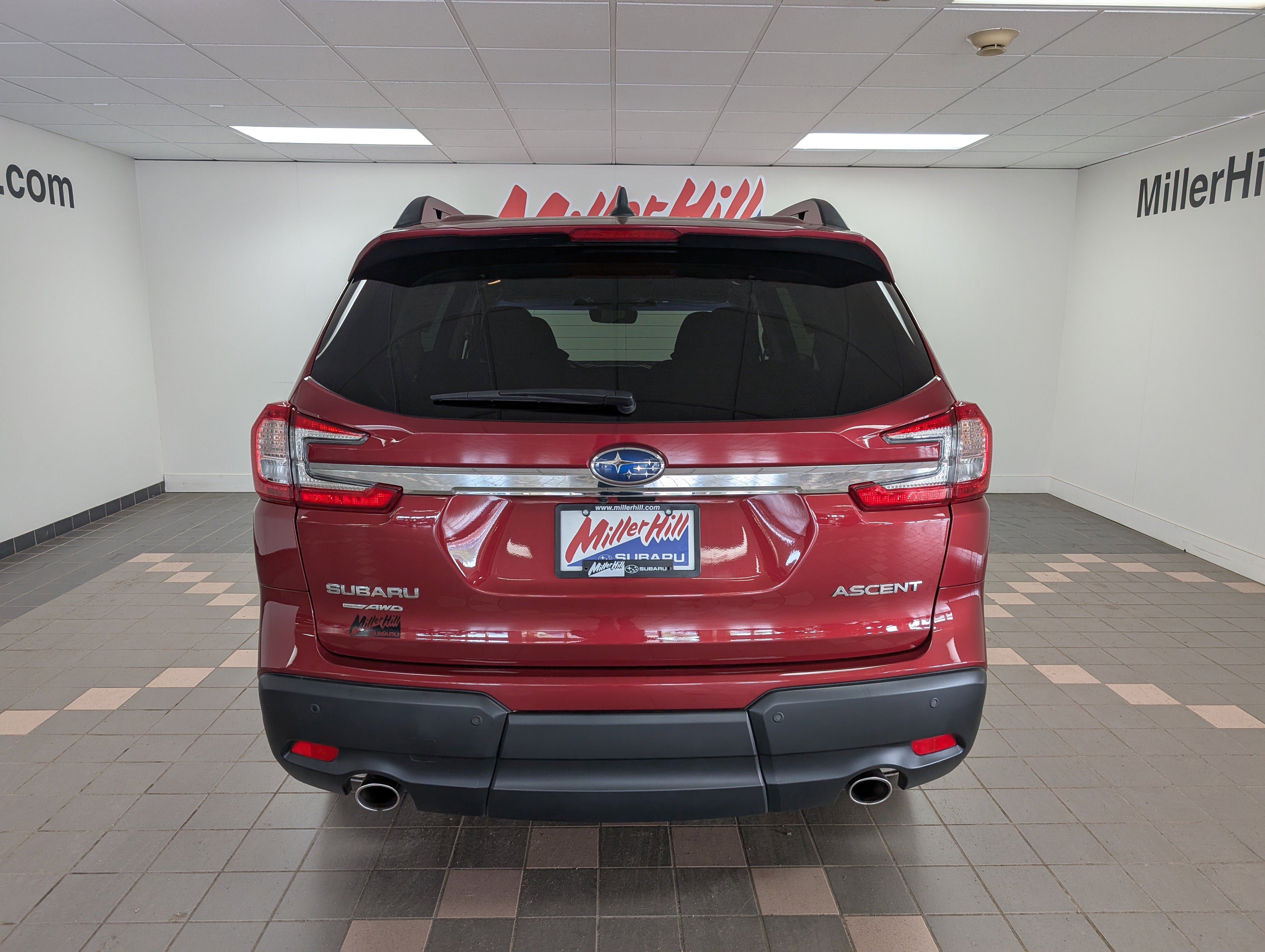 2024 Subaru Ascent Premium photo 10