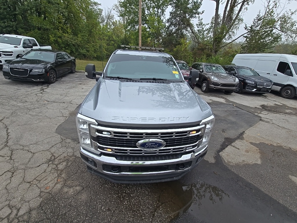 2024 Ford F-350 photo 13