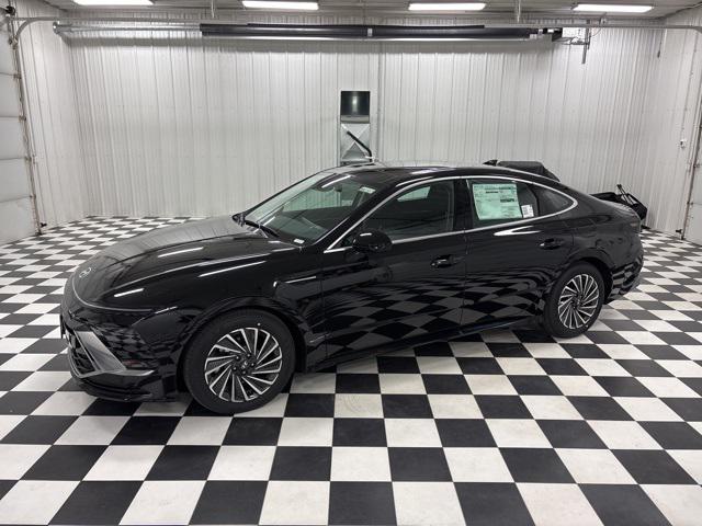 2026 Hyundai Sonata Hybrid SEL's photo