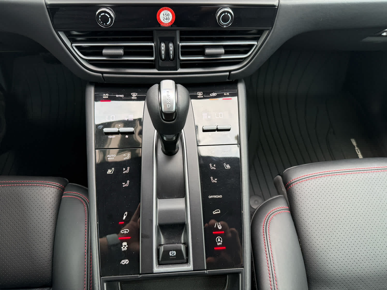 2023 Porsche Macan GTS photo 18