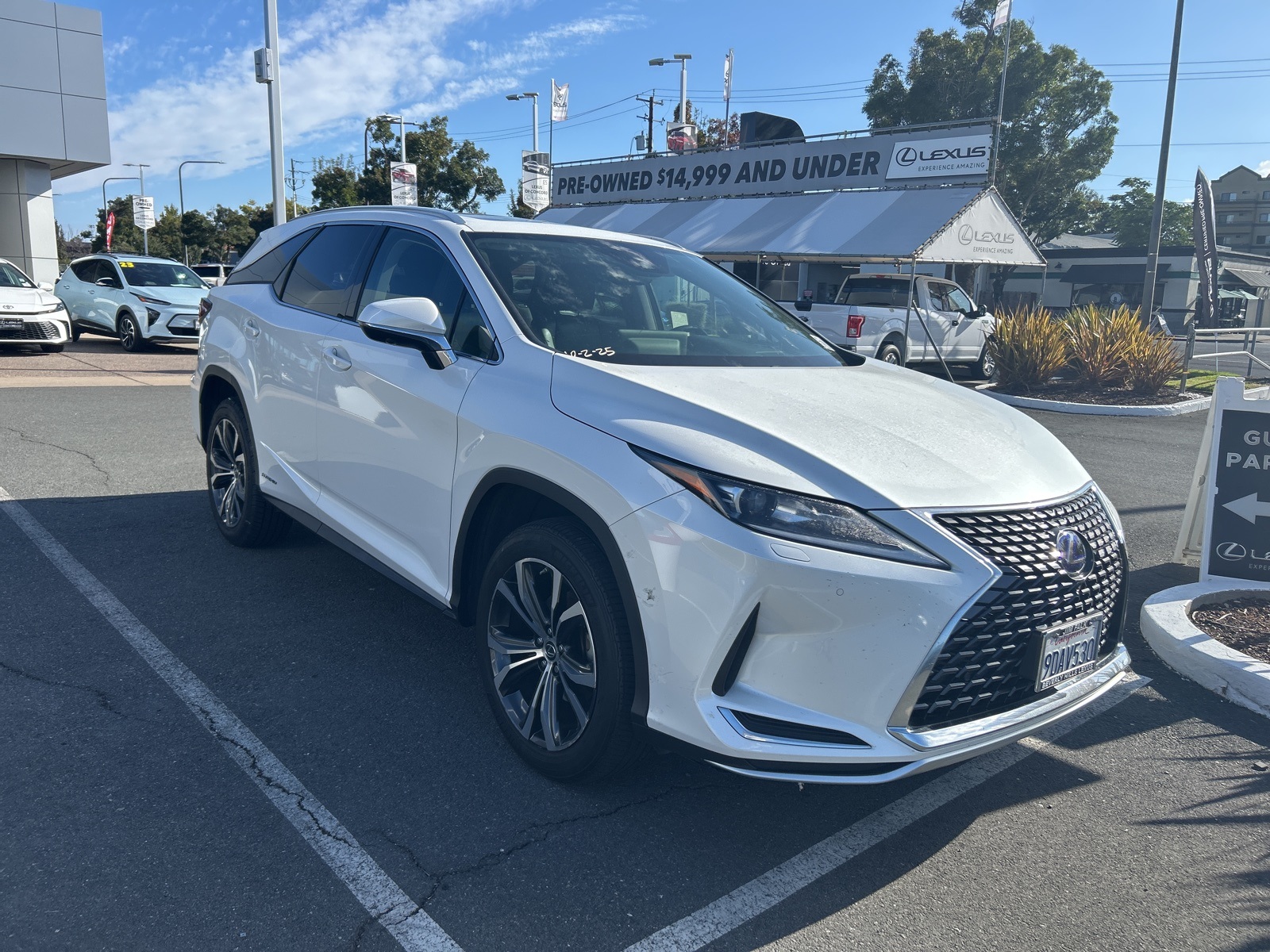 2022 Lexus RX 450hL photo 2